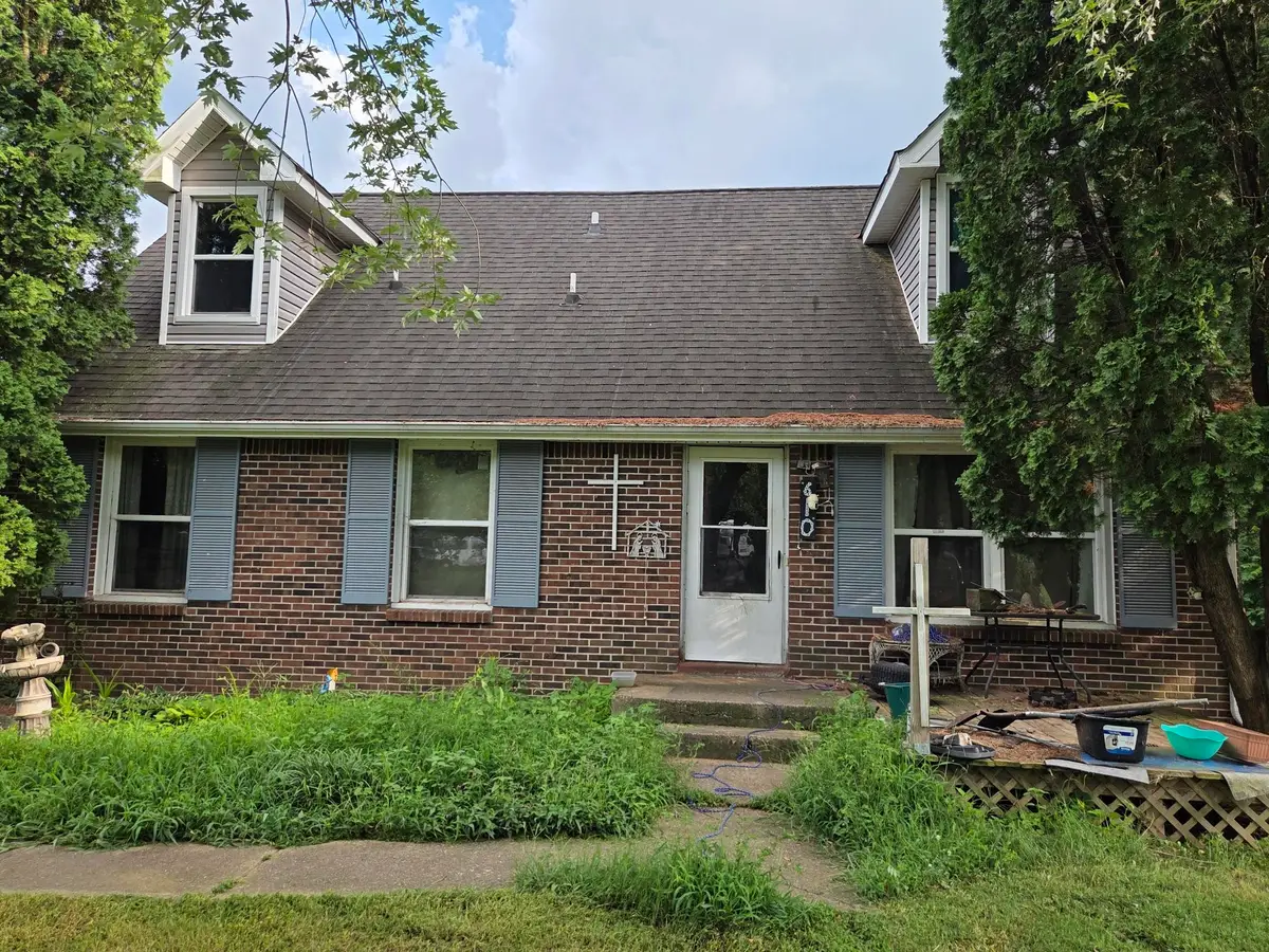 610 Farmington Bnd, Clarksville, TN 37042 - #1