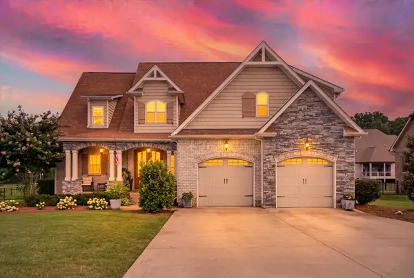 1521 Amblewood Way, Clarksville, TN 37043