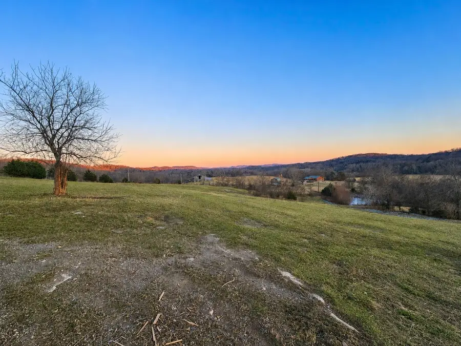 206 Dry Fork Creek Rd, Bethpage, TN 37022 - #2