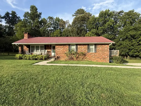 4394 Back Valley Road, Evensville, TN 37332