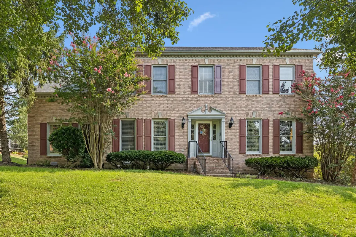 1077 Beech Tree Ln, Brentwood, TN 37027 - #1