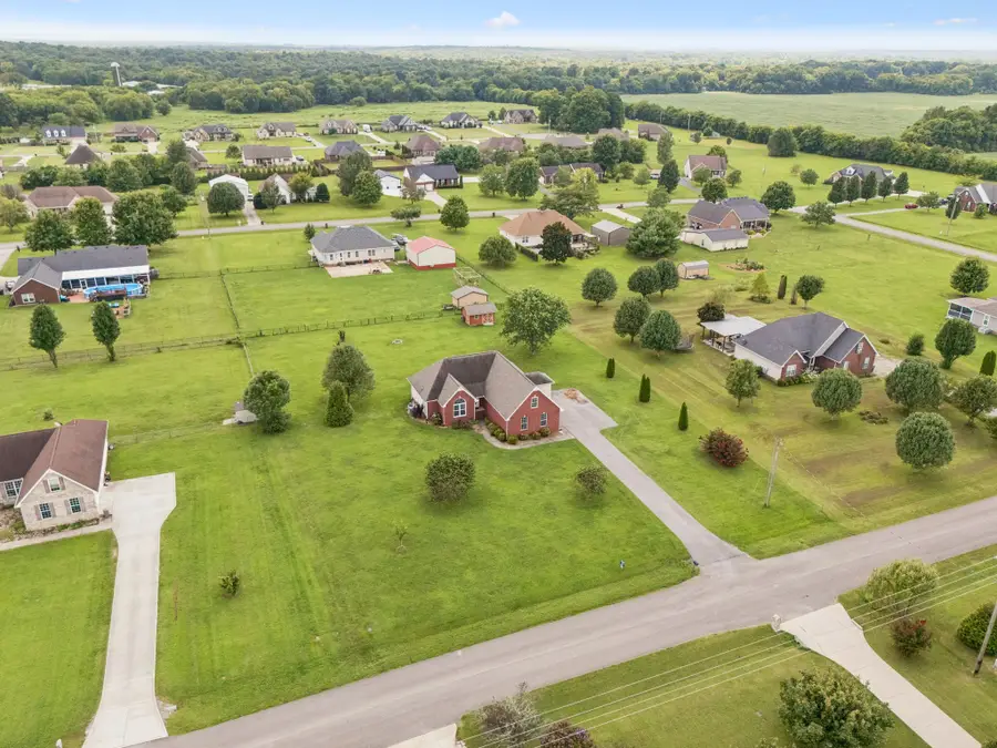 1983 Young Ln, Chapel Hill, TN 37034 - #2