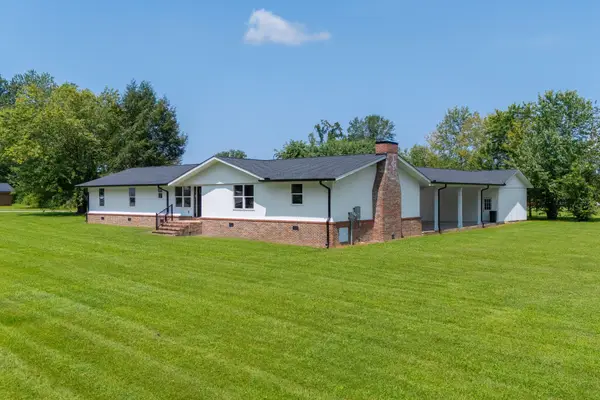 1270 Gnat Hill Rd, Manchester, TN 37355