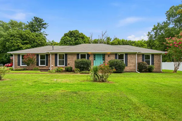2316 Braxton Bragg Dr, Murfreesboro, TN 37129