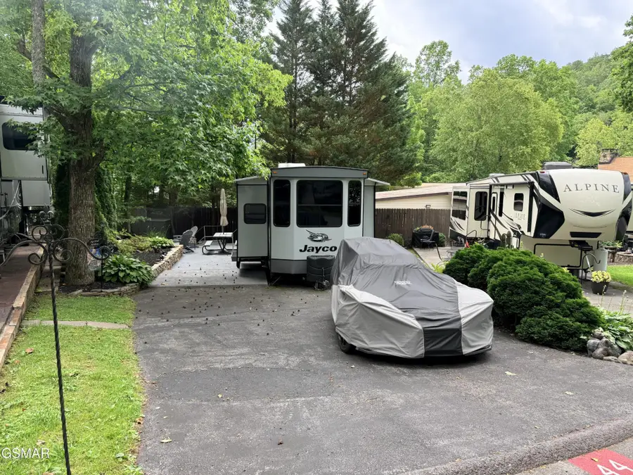 4229 E Parkway #44, Gatlinburg, TN 37738 - #2
