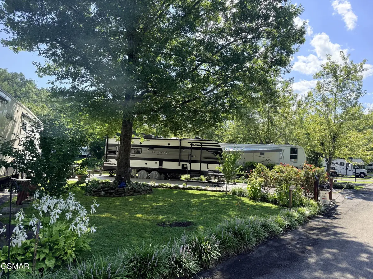 4229 E Parkway #374, Gatlinburg, TN 37738 - #1