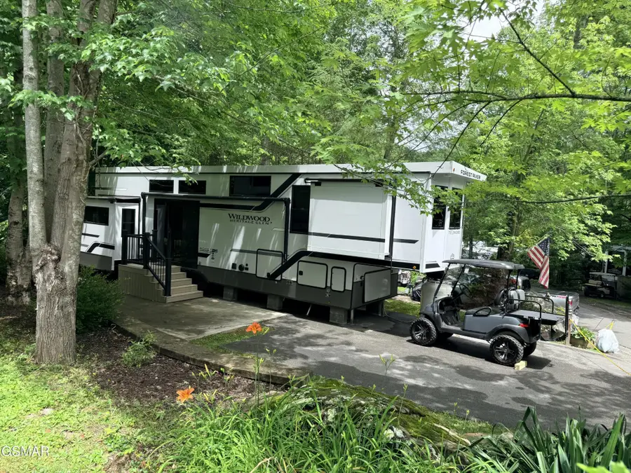 4229 E Parkway #32, Gatlinburg, TN 37738 - #2
