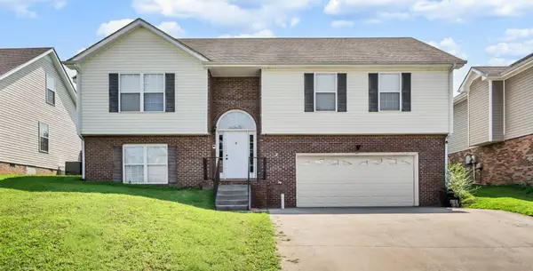 2657 Arthurs Ct, Clarksville, TN 37040