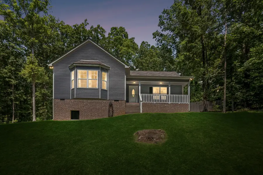 1004 Johnston Dr, White Bluff, TN 37187 - #2