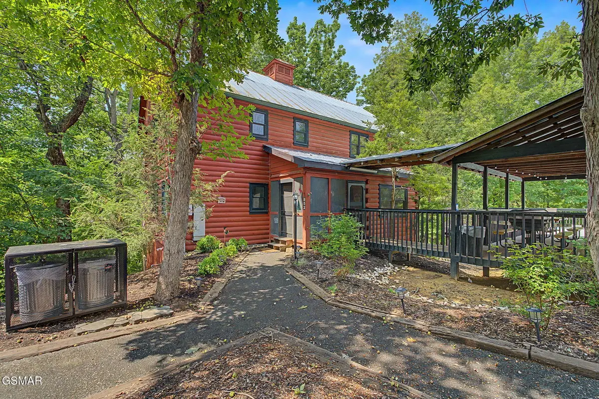 852 Bear Run Way, Sevierville, TN 37862 - #1