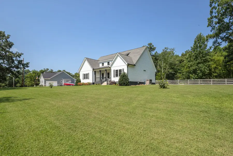 1624 Porter Rd, Burns, TN 37029 - #3