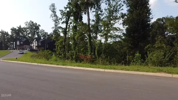 145 Reedmont Way, Sevierville, TN 37876
