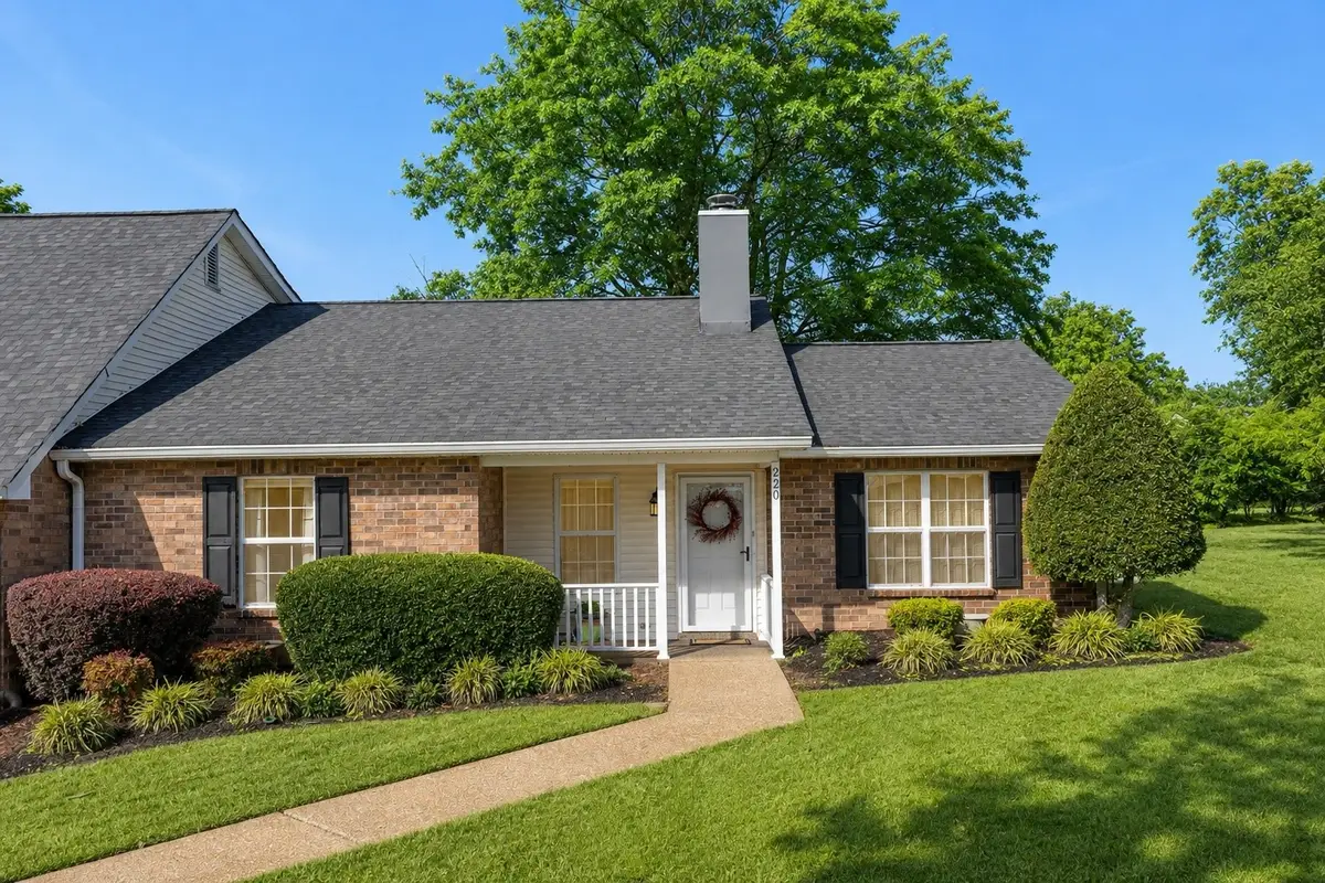220 Cottage Pl, Nashville, TN 37214 - #1