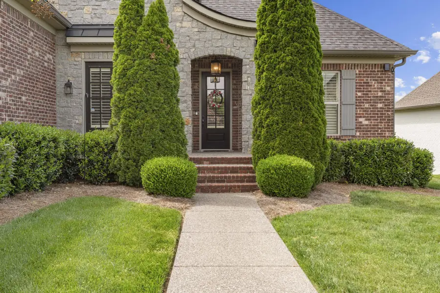 306 Charleston St, Lebanon, TN 37087 - #3