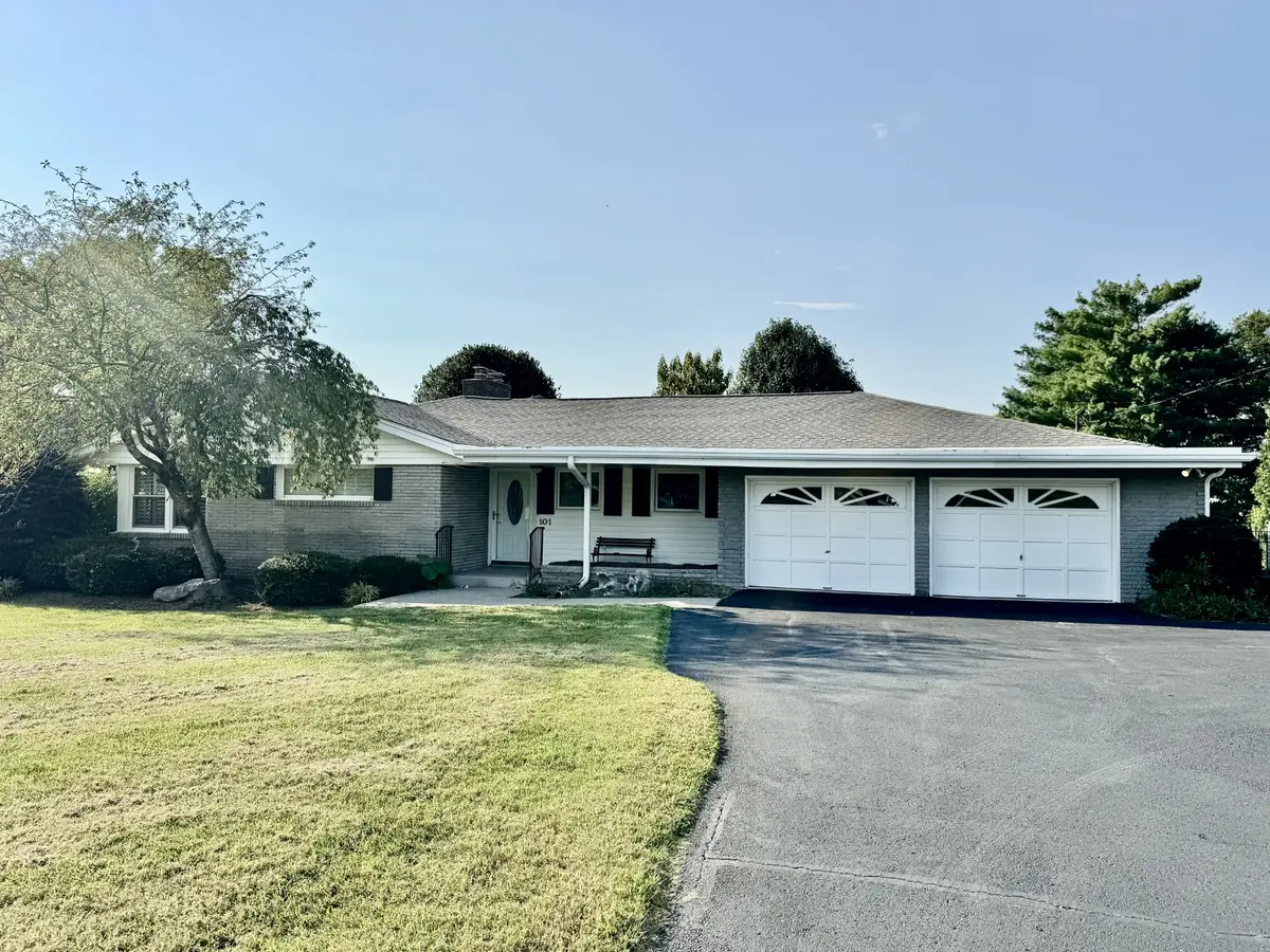 101 Knob Cir, Hendersonville, TN 37075 - #1