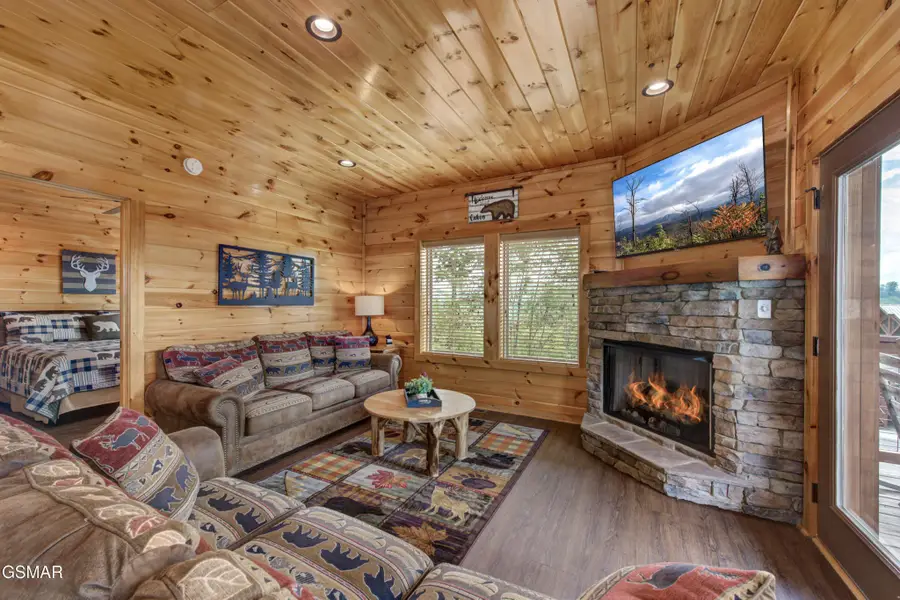 2032 Starr Crest Drive Drive, Sevierville, TN 37876 - #3