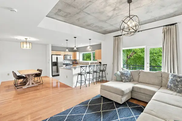 1101 18th Ave S #205, Nashville, TN 37212