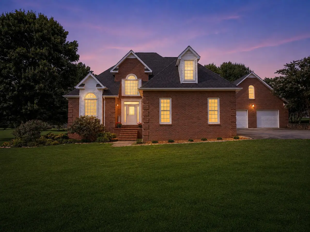 1136 Bible Crossing Rd, Winchester, TN 37398 - #1