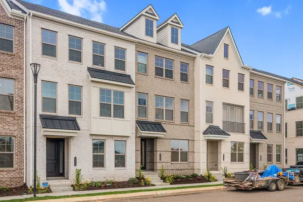 2615 Wilkinson Pike #1304, Murfreesboro, TN 37129