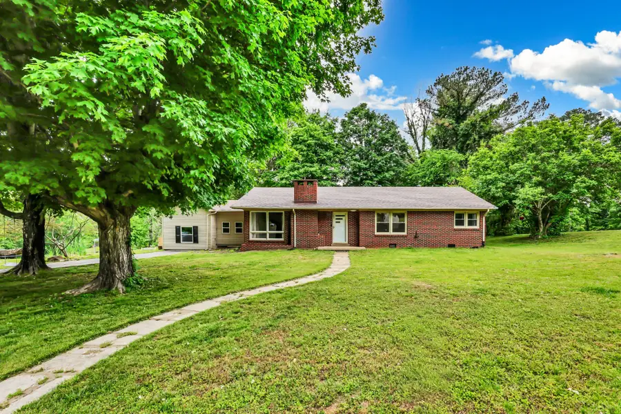 301 Main St, Cumberland City, TN 37050 - #2