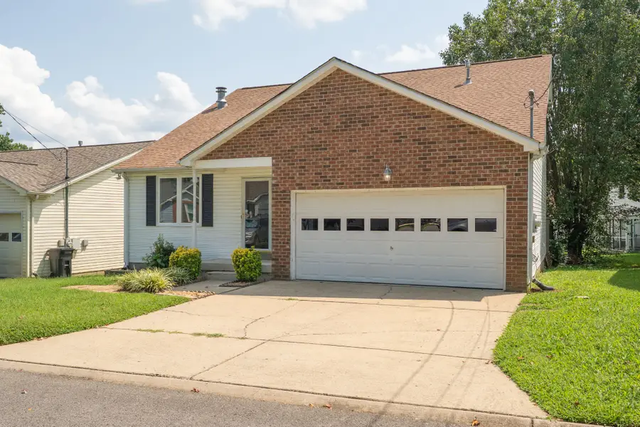 104 Edgehill Ln, Hendersonville, TN 37075 - #3