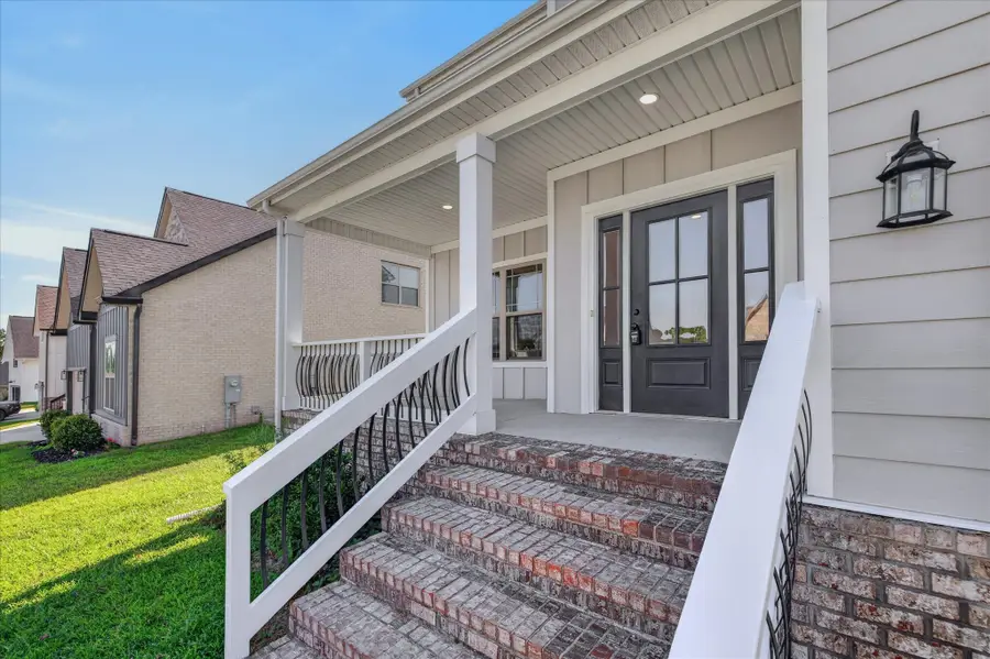 576 Dexter Drive, Clarksville, TN 37043 - #2