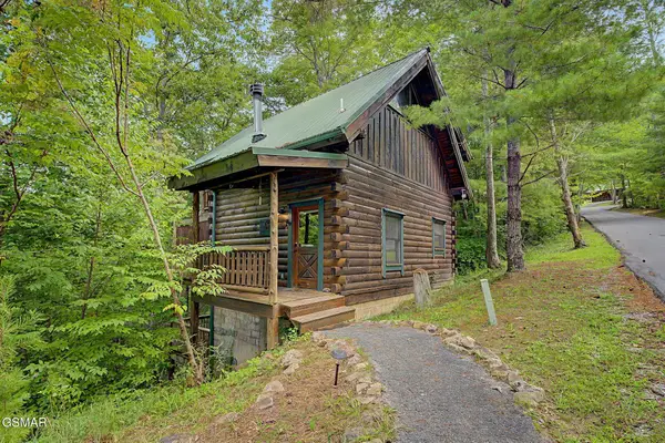 3039 Brothers Way, Sevierville, TN 37862