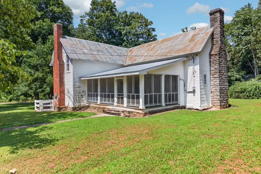 527 Ward Fork Rd, Whitleyville, TN 38588 - #3