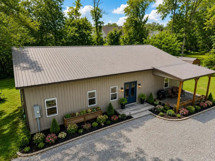 176 S Palmers Chapel Rd, White House, TN 37188 - #2