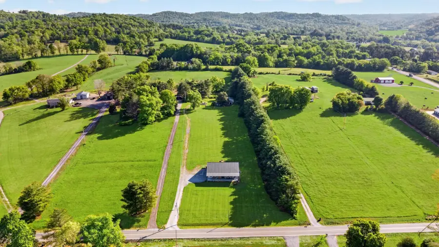 142 Mount Vernon Rd, Bethpage, TN 37022 - #2