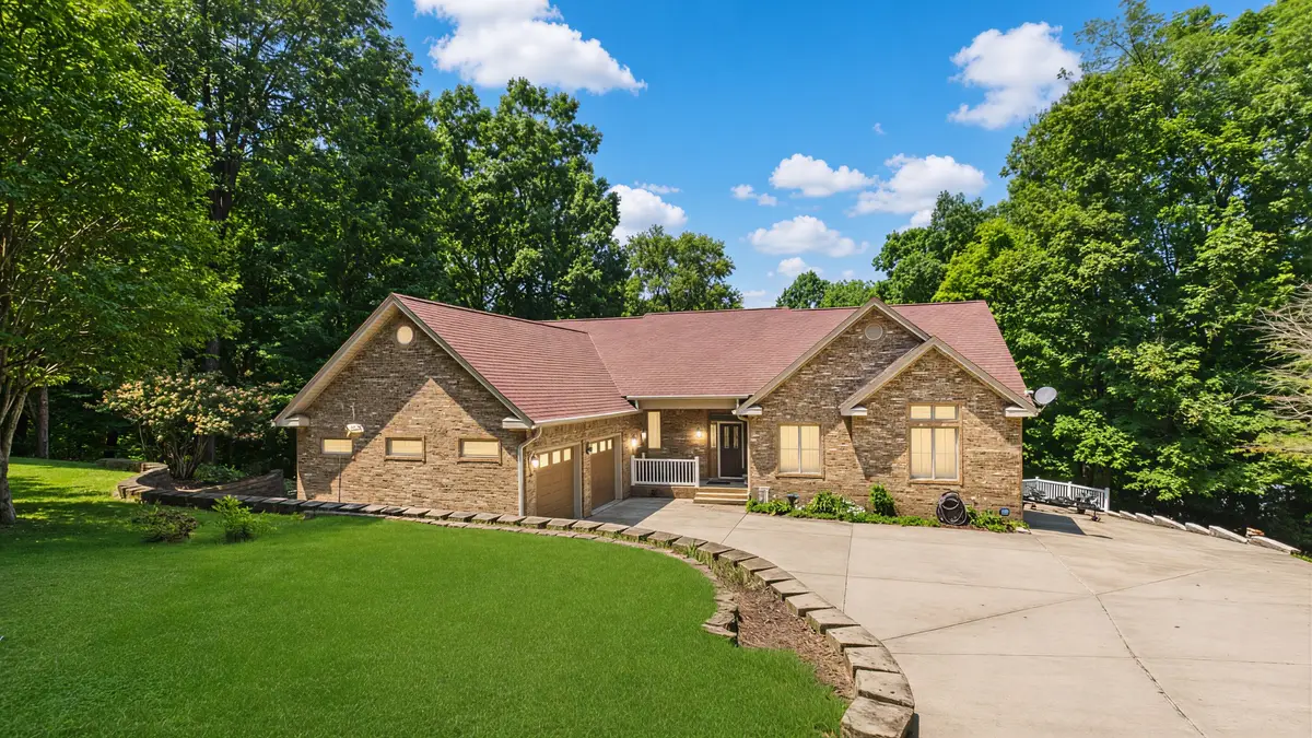 284 Crystal Creek Cir, Cadiz, KY 42211 - #1