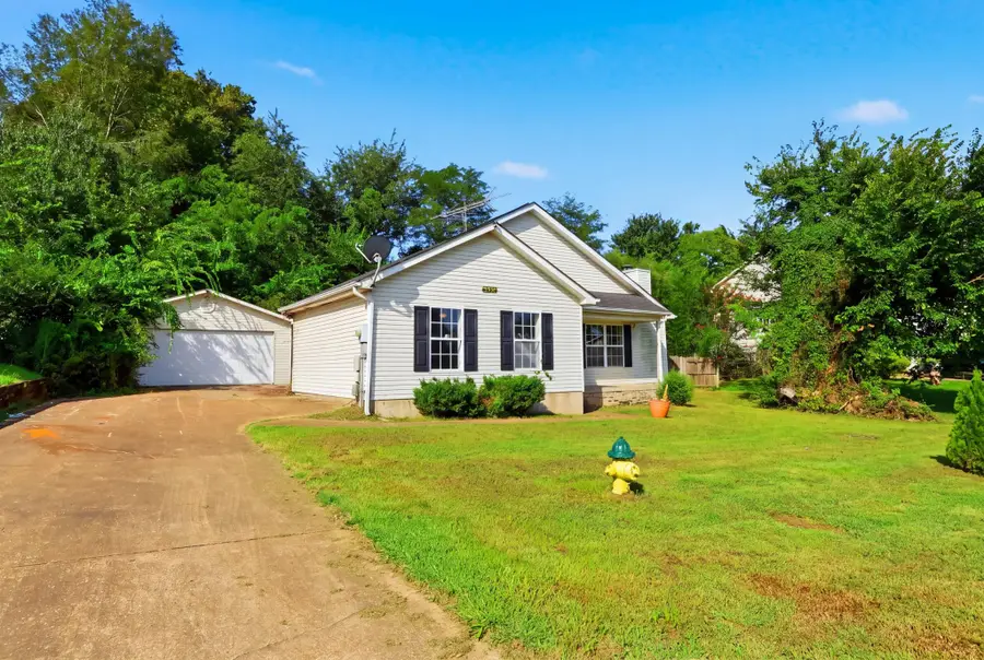 2767 Belle Meade Pl, Columbia, TN 38401 - #2