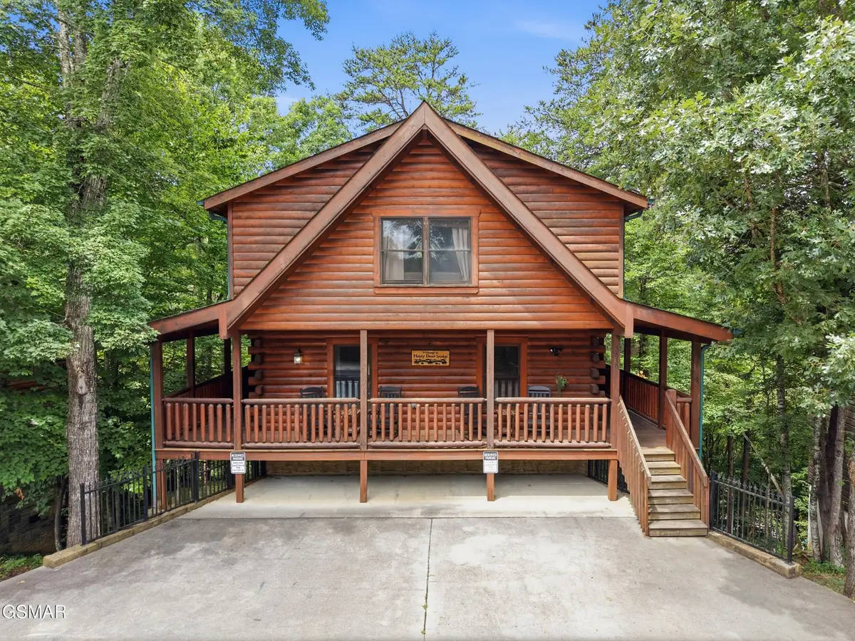 3516 Sand Ridge Way, Pigeon Forge, TN 37863 - #1