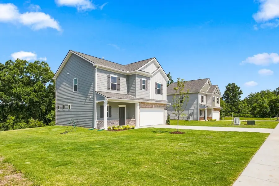 621 Nightengale Ridge Dr, Columbia, TN 38401 - #2