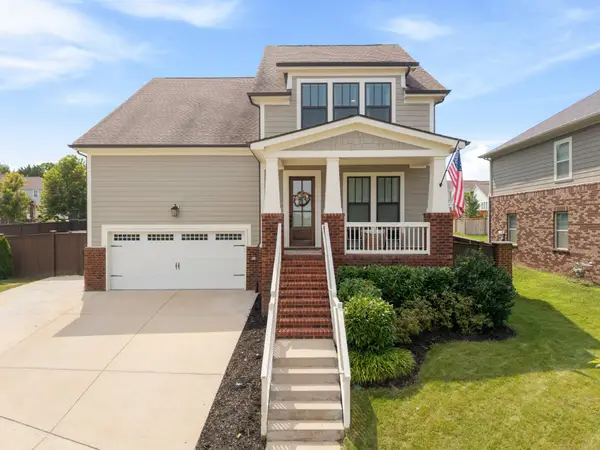 3344 Vinemont Dr, Thompsons Station, TN 37179