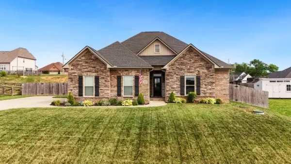 2608 Etna Dr, Chapel Hill, TN 37034