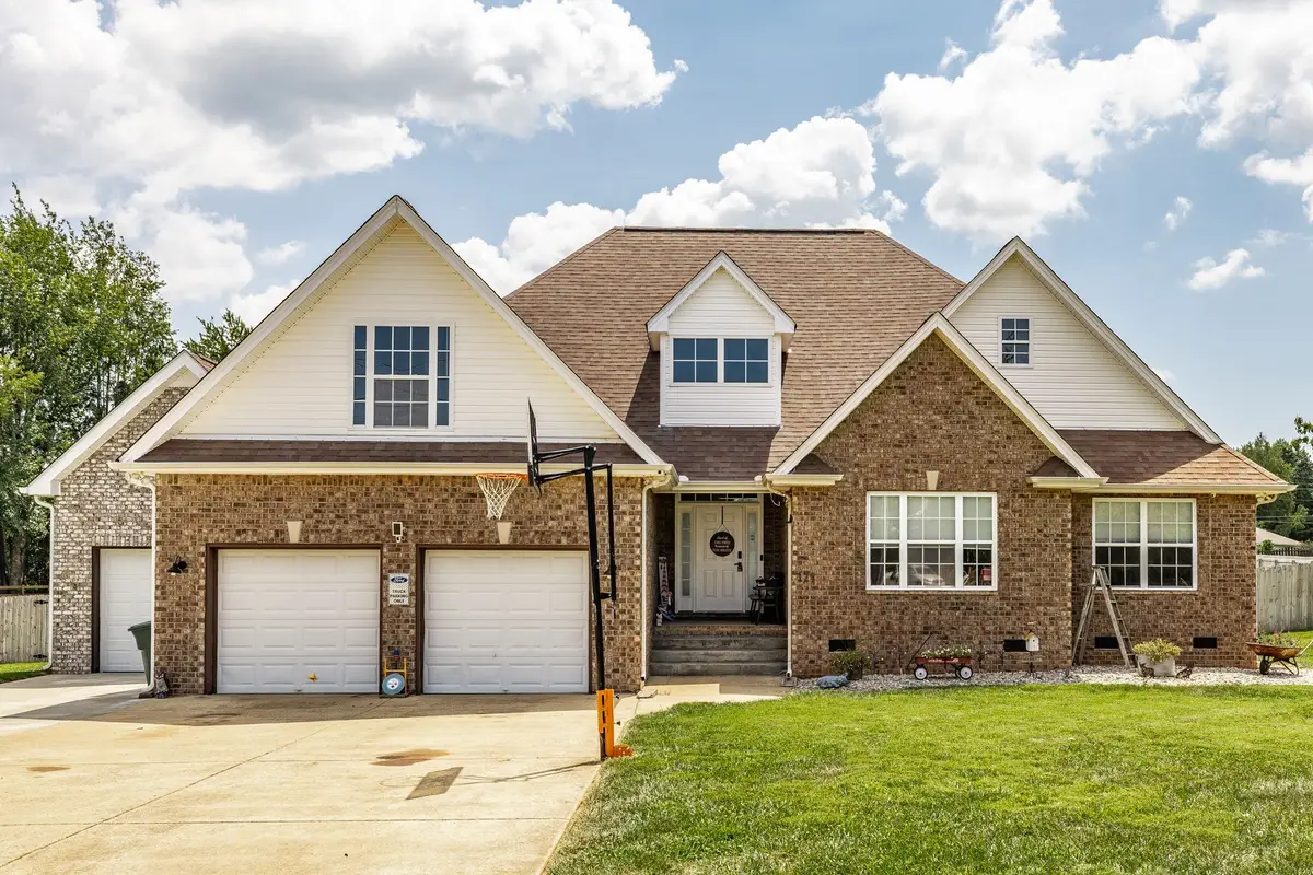 124 Emma Dr, Portland, TN 37148 - #1
