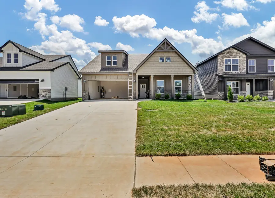 2733 Brewster Dr, Clarksville, TN 37042 - #3