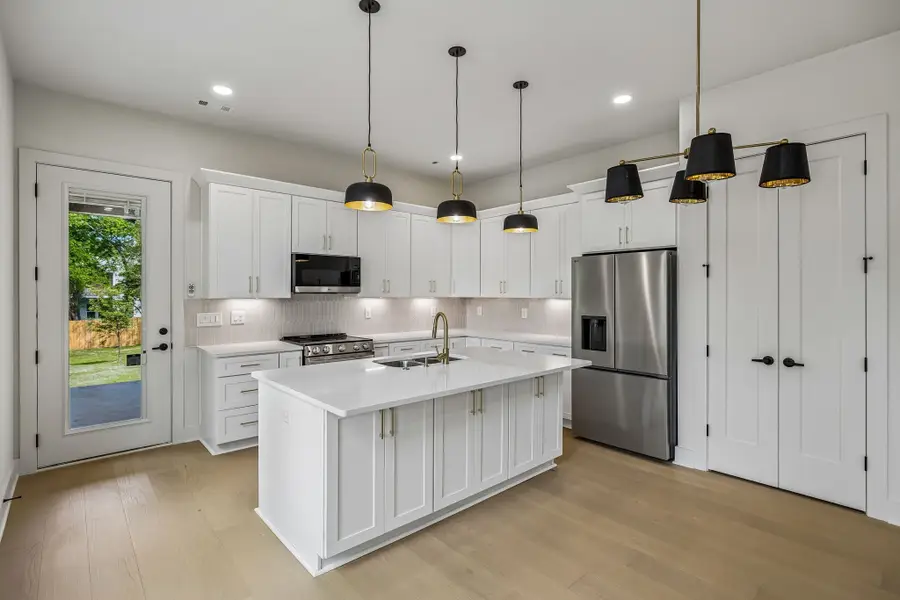 1809B Manchester Ave, Nashville, TN 37218 - #2
