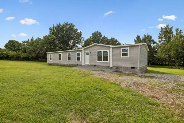4079 Red Boiling Springs Rd, Lafayette, TN 37083