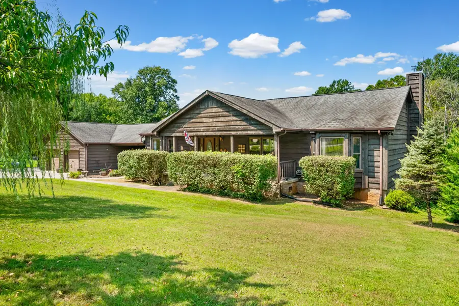 342 Iron Workers Rd, Clarksville, TN 37043 - #3