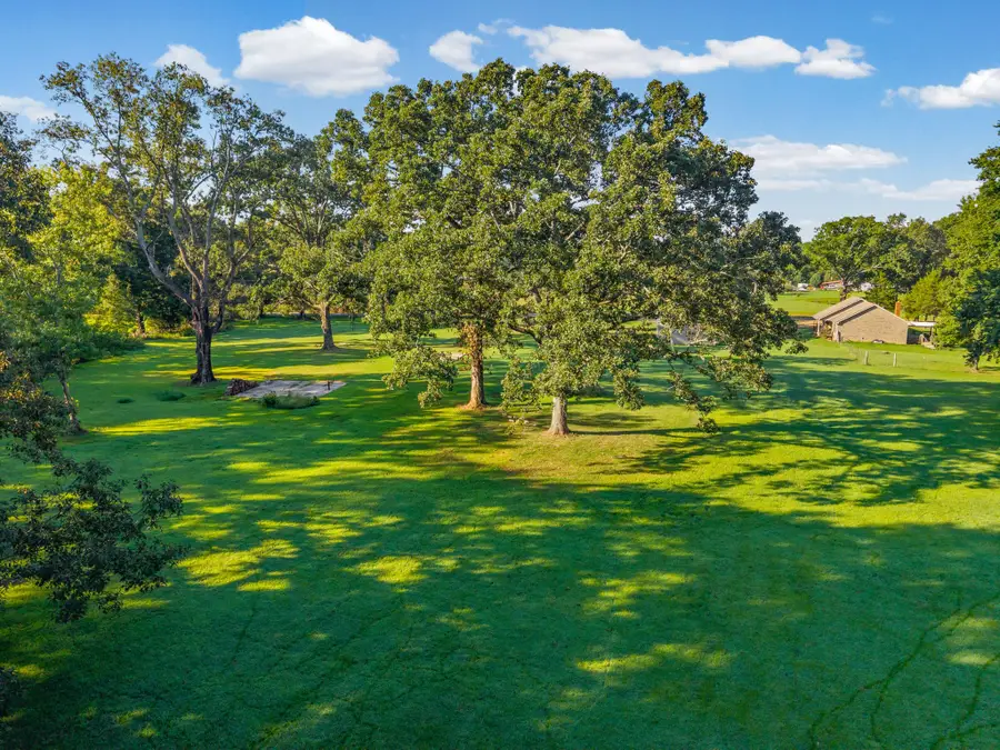 9846 Old State Route 1, New Johnsonville, TN 37134 - #3