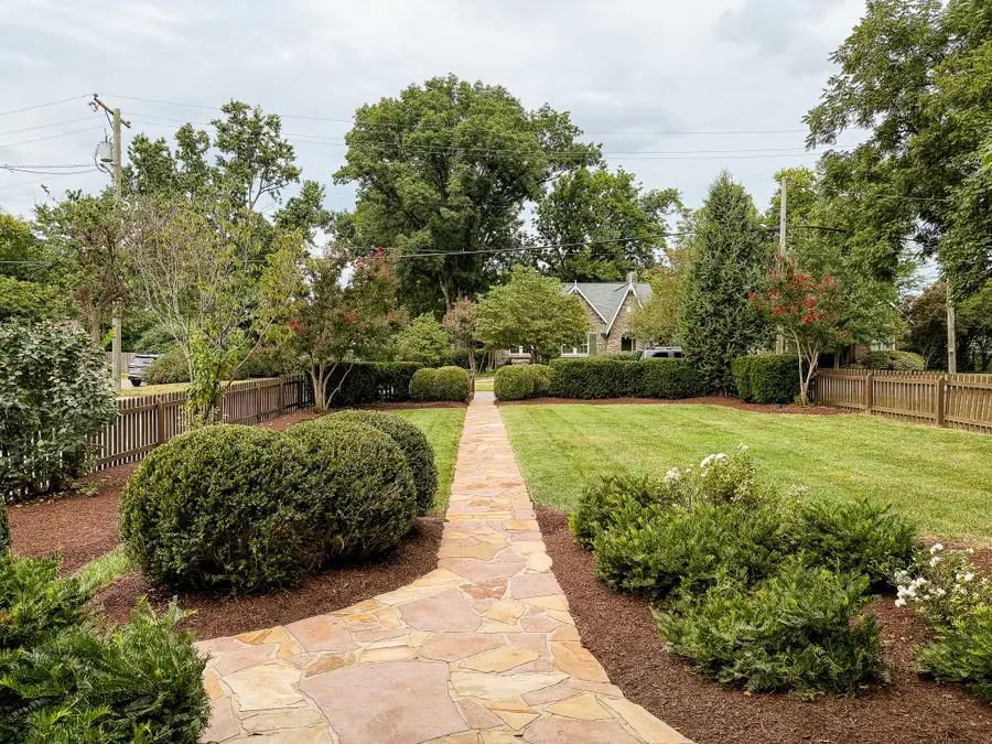 941 Inverness Ave, Nashville, TN 37204 - #3