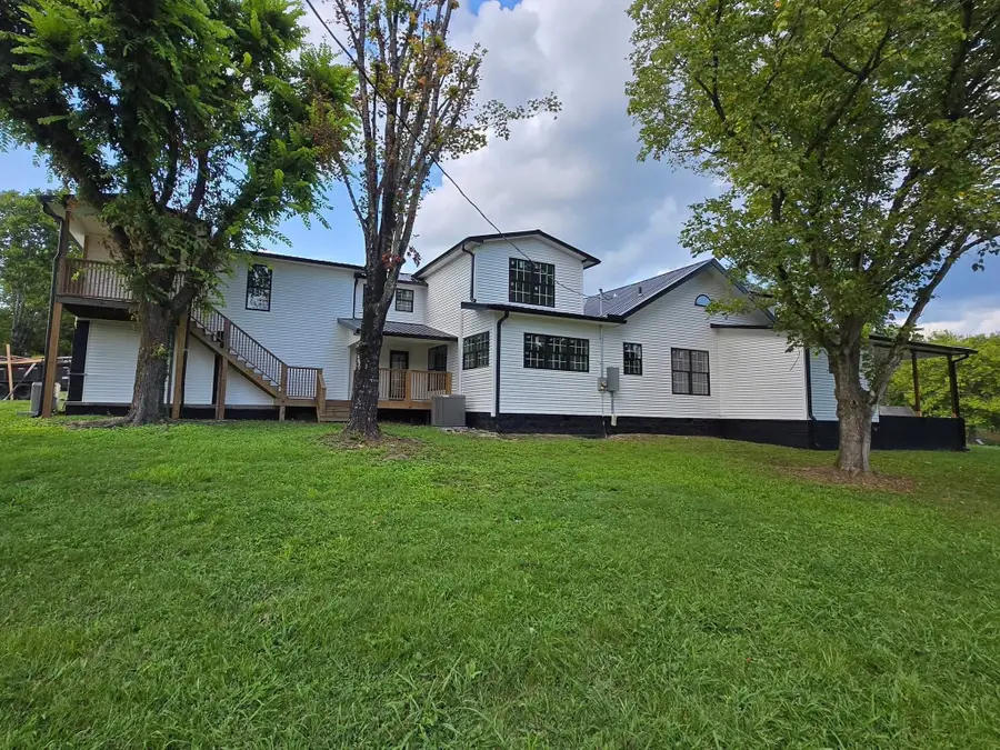138 Shelbyville Hwy, Fayetteville, TN 37334 - #3