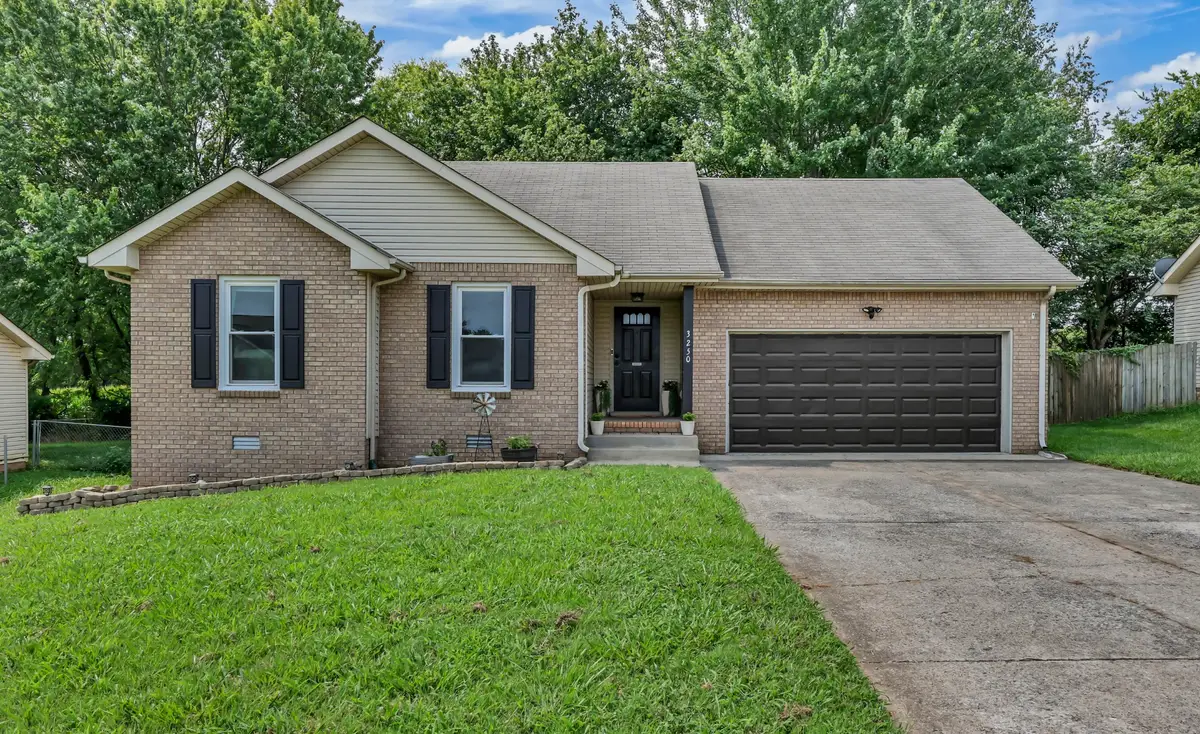 3250 S Senseney Cir, Clarksville, TN 37042 - #1