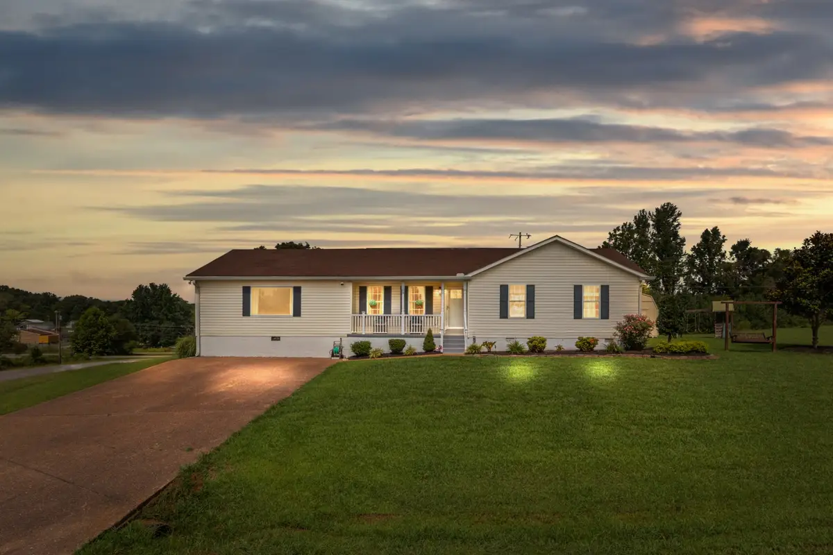 78 Patterson Cir, McEwen, TN 37101 - #1