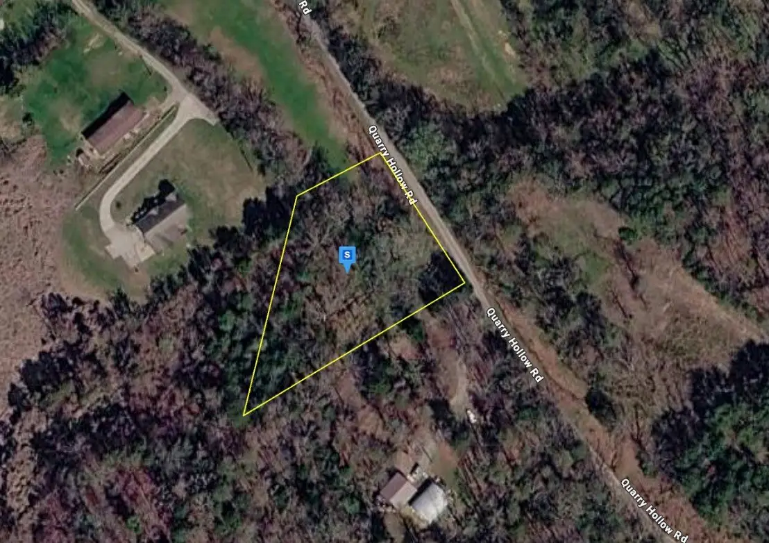 3015 Quarry Hollow Rd, Friendsville, TN 37737 - #1
