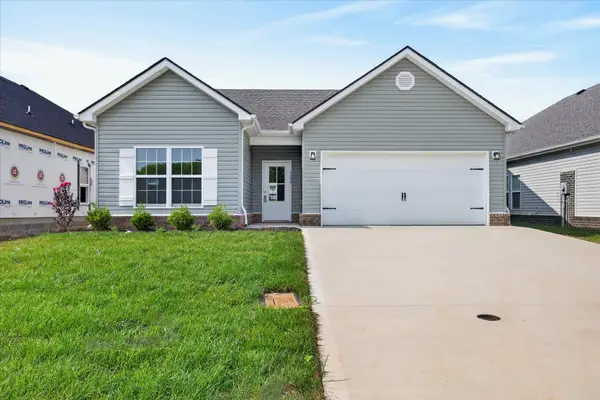 1204 Willow Bend Dr, Clarksville, TN 37043