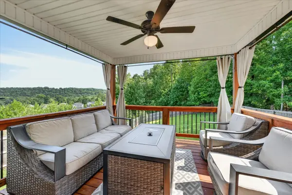 1033 Winesap Rd, Clarksville, TN 37040