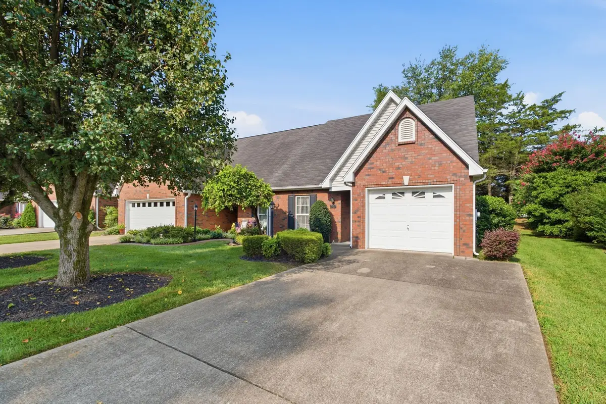 2767 Stonehedge Dr, Murfreesboro, TN 37128 - #1